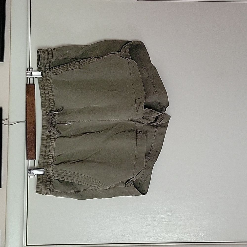 H&M DIVIDED Soft Shorts